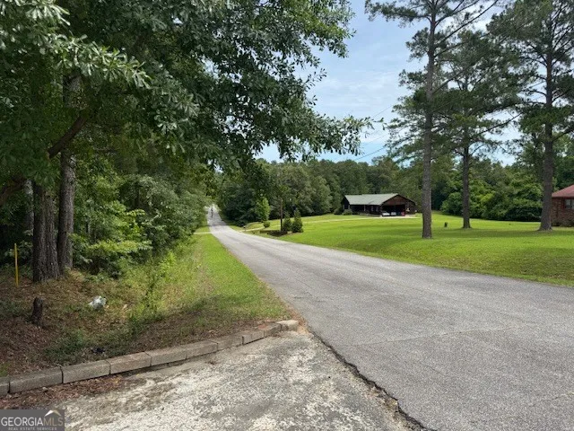 2320 Sofkee CIR Lizella, GA 31052