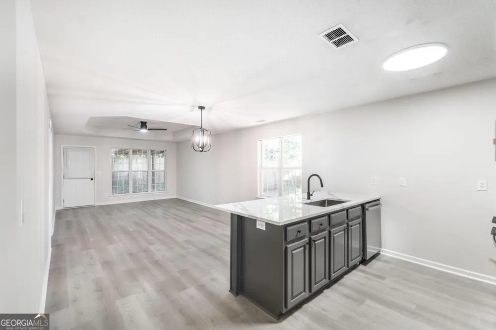 5 pine shadow CT Centerville, GA 31028