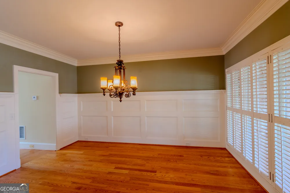 818 Natchez Valley TRCE Grayson, GA 30017
