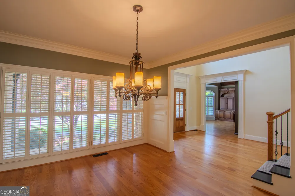 818 Natchez Valley TRCE Grayson, GA 30017
