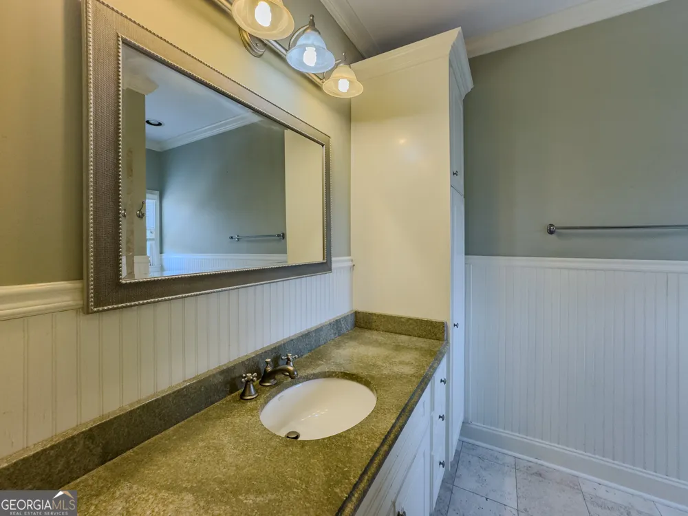 818 Natchez Valley TRCE Grayson, GA 30017