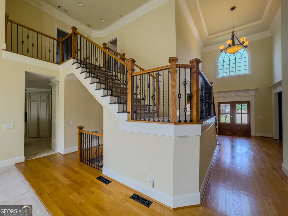 818 Natchez Valley TRCE Grayson, GA 30017