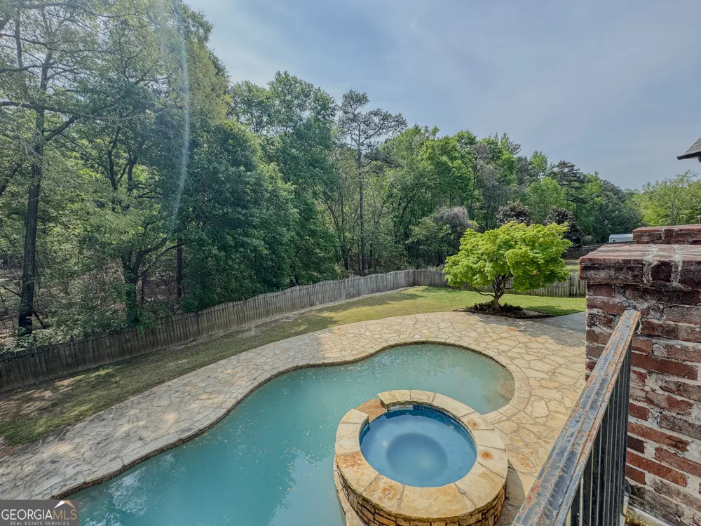 818 Natchez Valley TRCE Grayson, GA 30017
