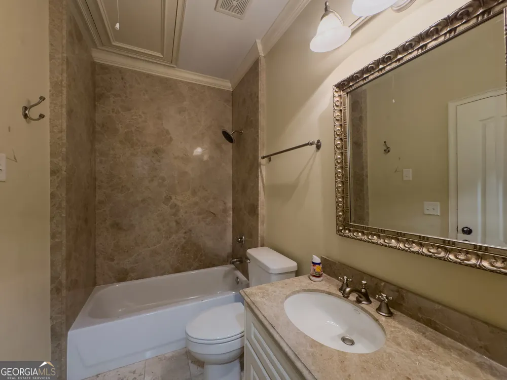 818 Natchez Valley TRCE Grayson, GA 30017