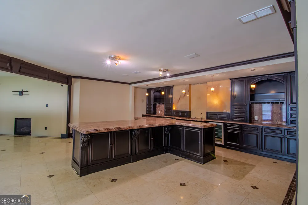 818 Natchez Valley TRCE Grayson, GA 30017