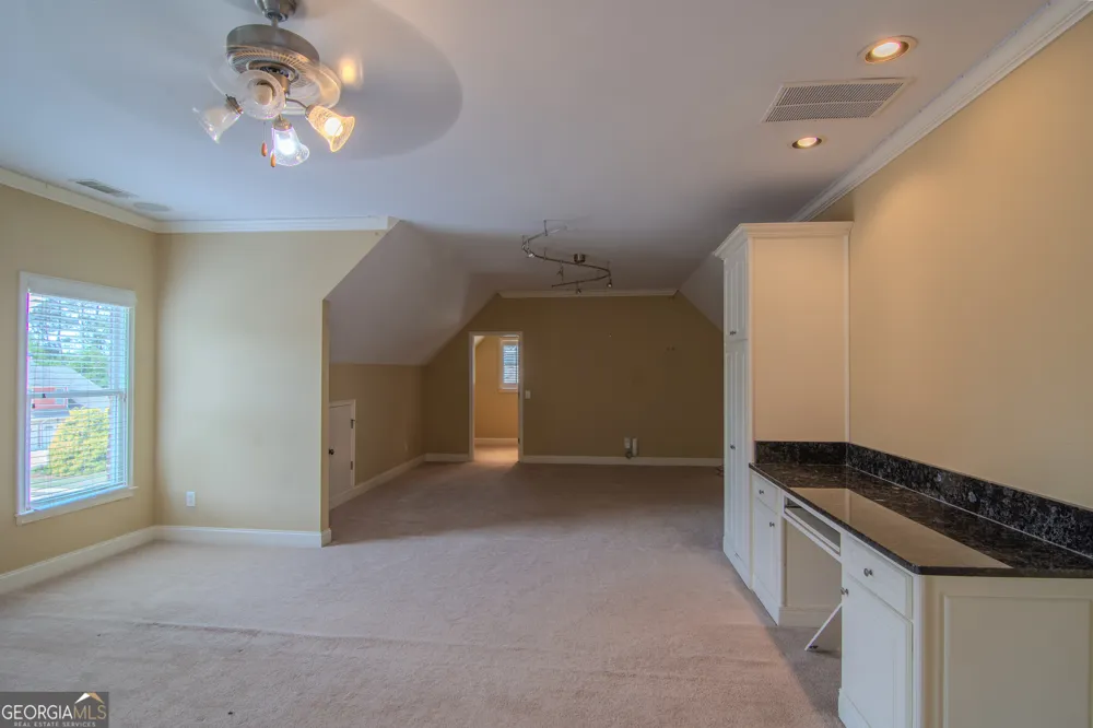 818 Natchez Valley TRCE Grayson, GA 30017