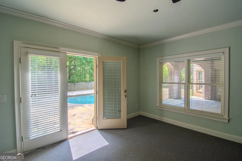 818 Natchez Valley TRCE Grayson, GA 30017