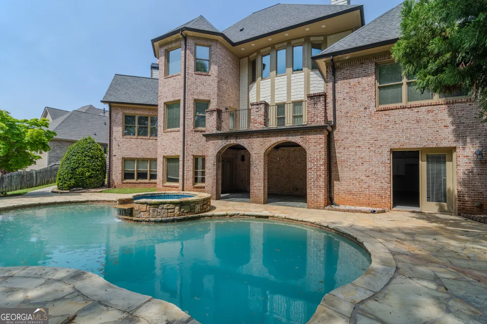 818 Natchez Valley TRCE Grayson, GA 30017