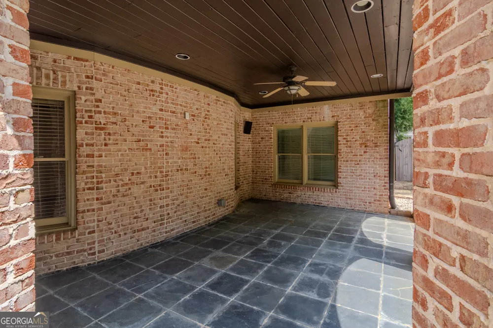 818 Natchez Valley TRCE Grayson, GA 30017