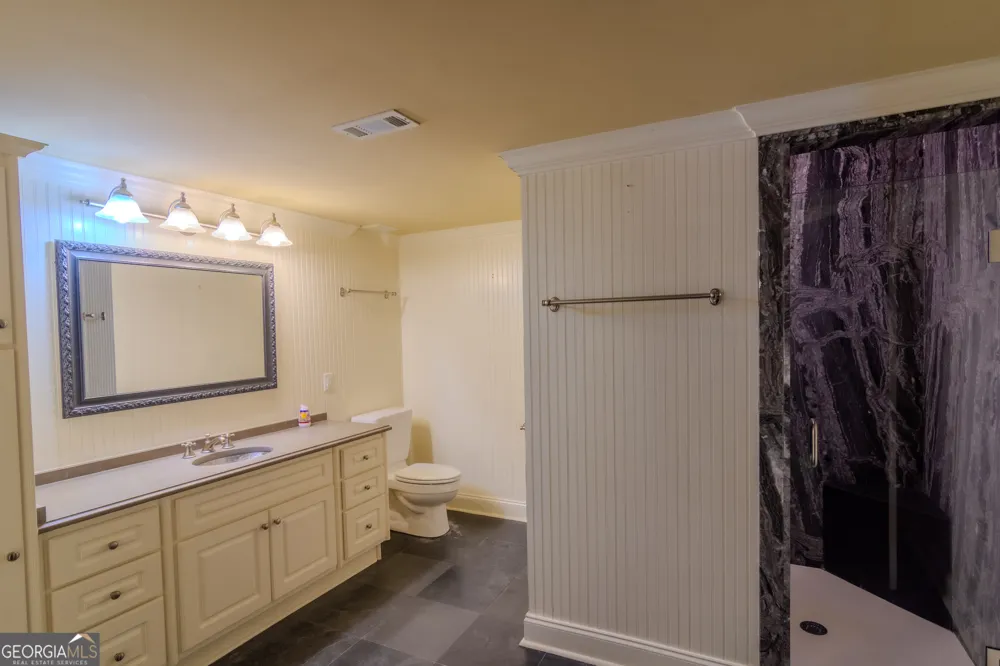 818 Natchez Valley TRCE Grayson, GA 30017
