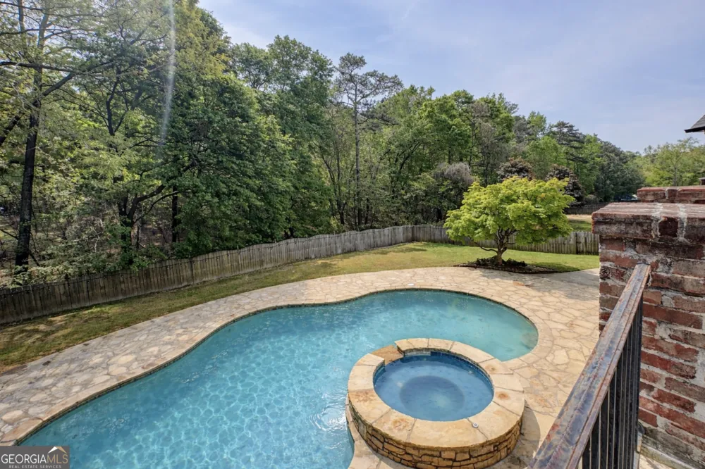 818 Natchez Valley TRCE Grayson, GA 30017