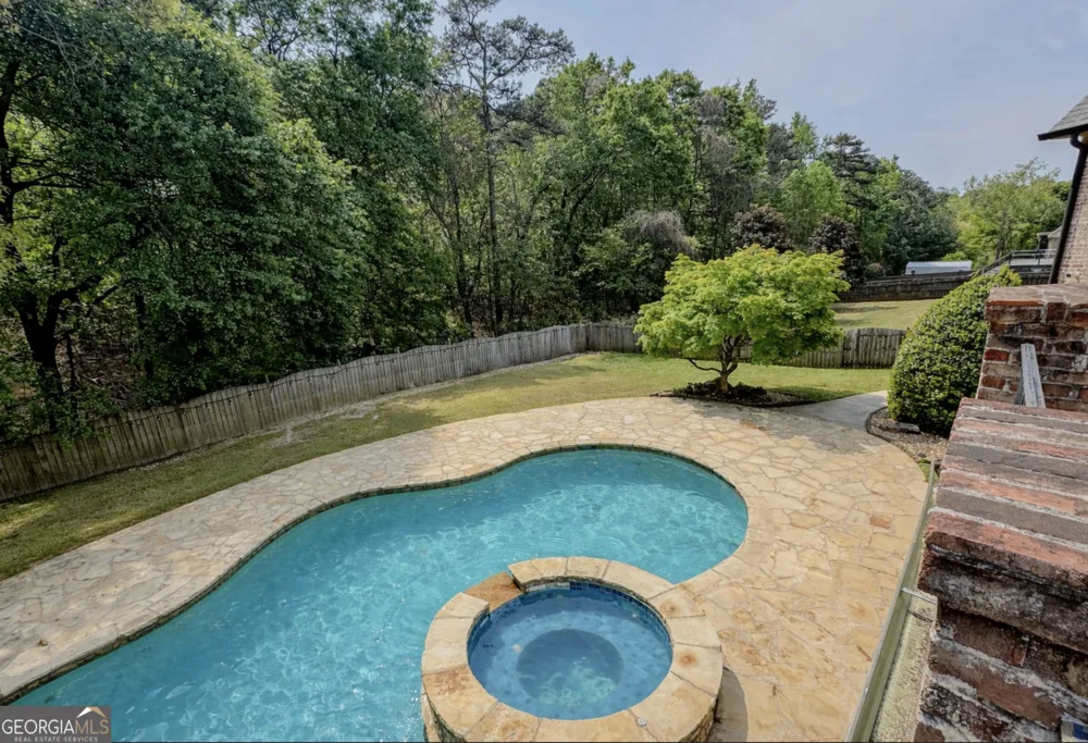 818 Natchez Valley TRCE Grayson, GA 30017
