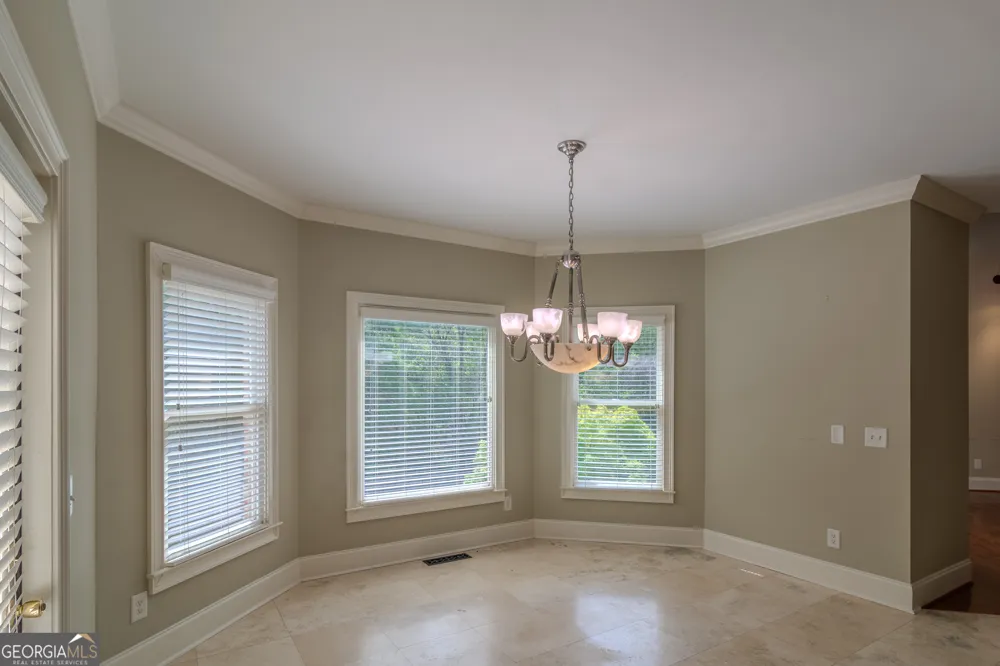 818 Natchez Valley TRCE Grayson, GA 30017