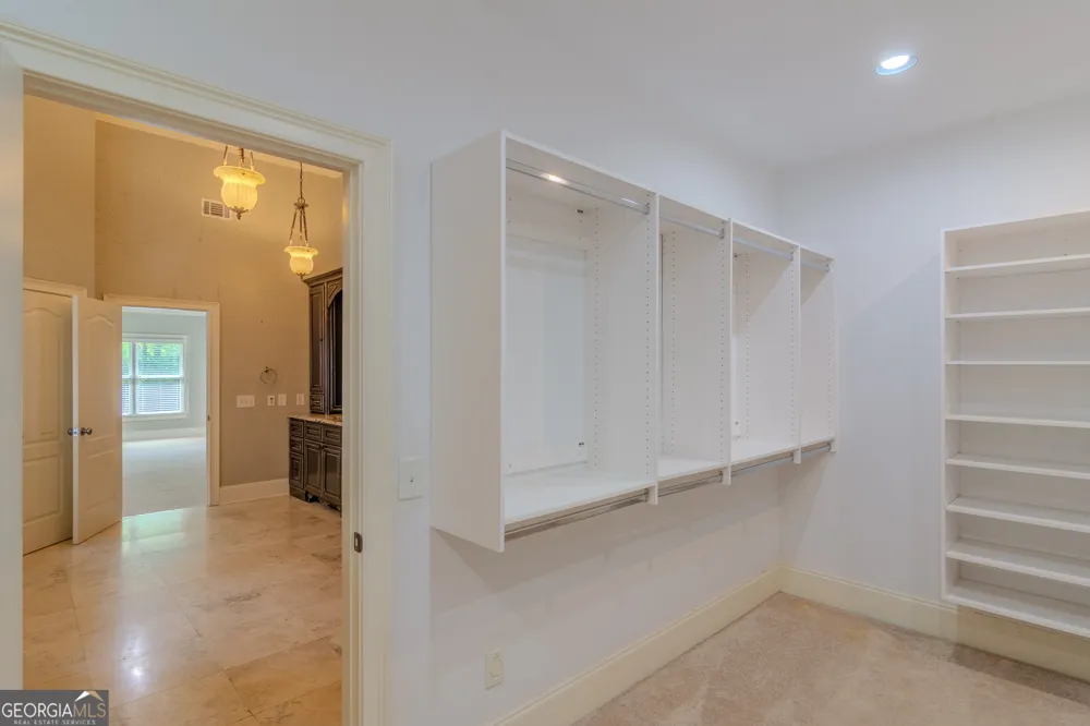 818 Natchez Valley TRCE Grayson, GA 30017