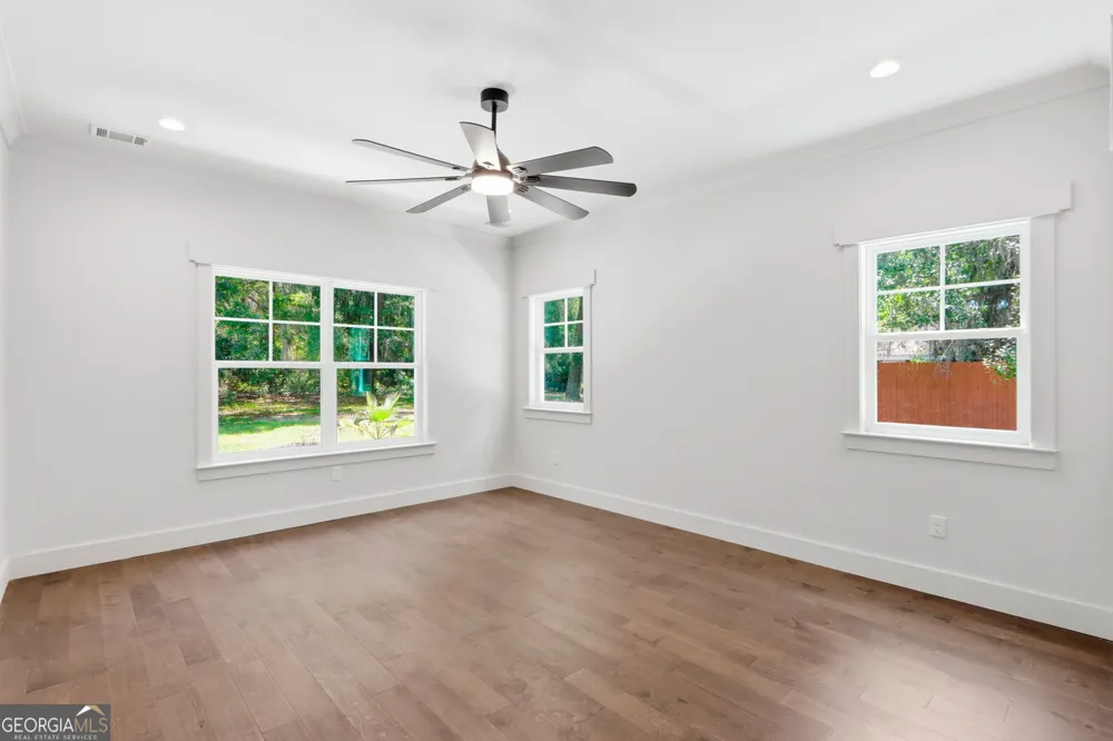 45 Dutchmans Cove RD Midway, GA 31320
