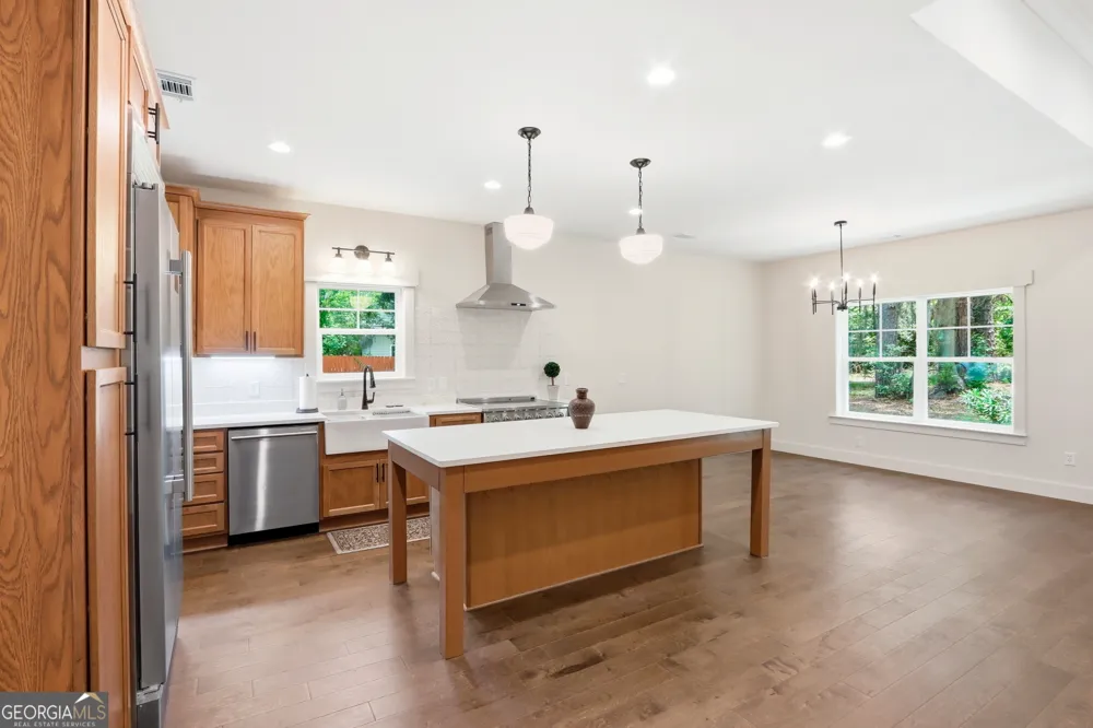 45 Dutchmans Cove RD Midway, GA 31320