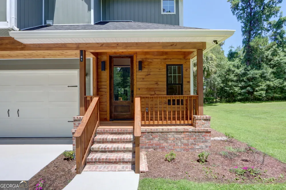 91 Sir Edward Teach RD Midway, GA 31320