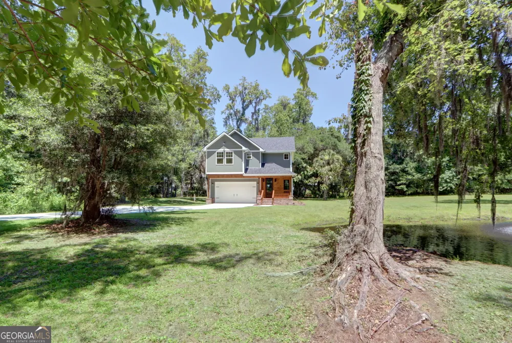 91 Sir Edward Teach RD Midway, GA 31320