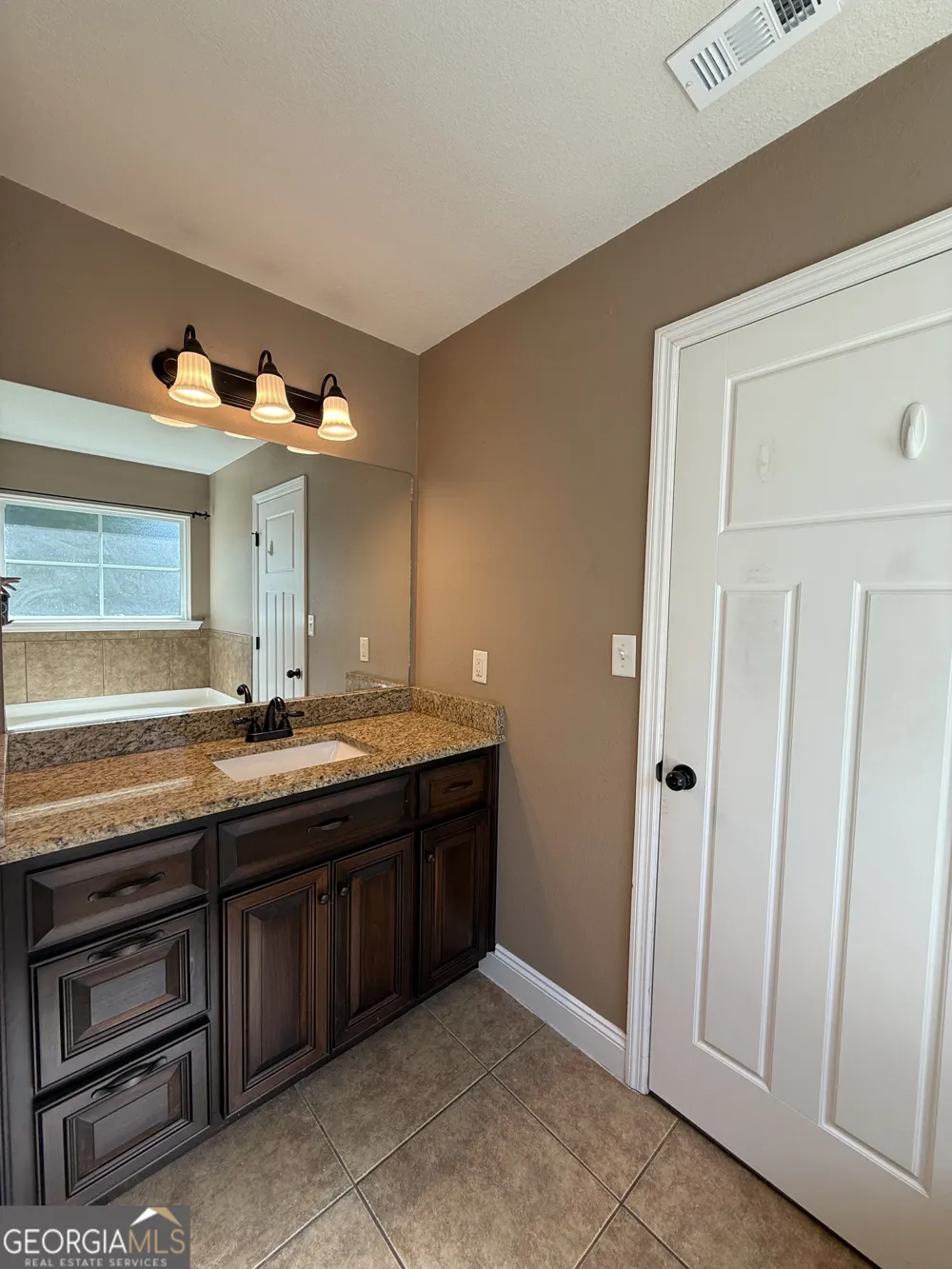 4878 Stonewall CIR Valdosta, GA 31605