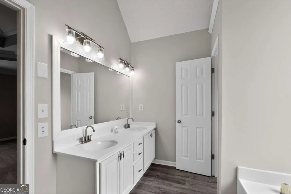 625 Harbor Bay DR Lawrenceville, GA 30045