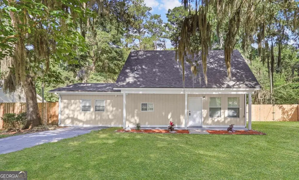 539 Pine AVE Midway, GA 31320