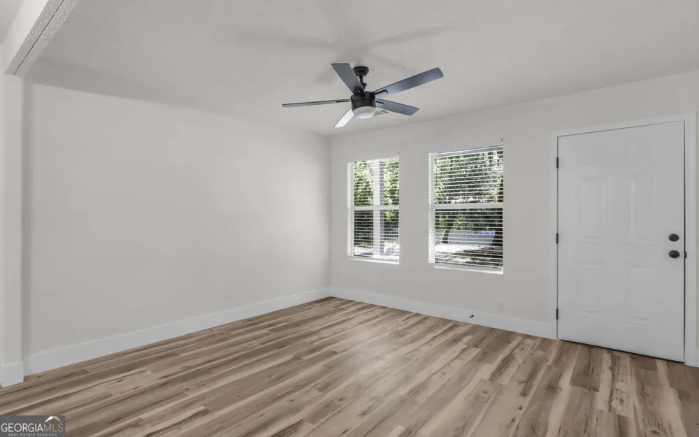 539 Pine AVE Midway, GA 31320