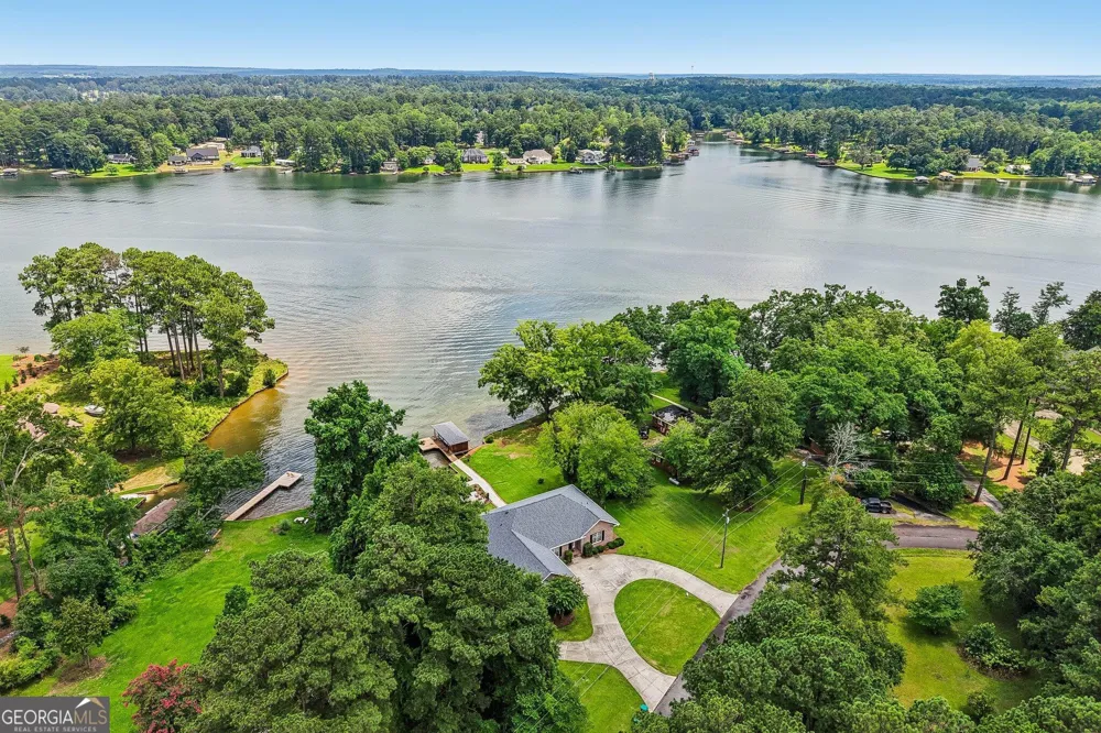 115 Lakeshore CT NE Milledgeville, GA 31061