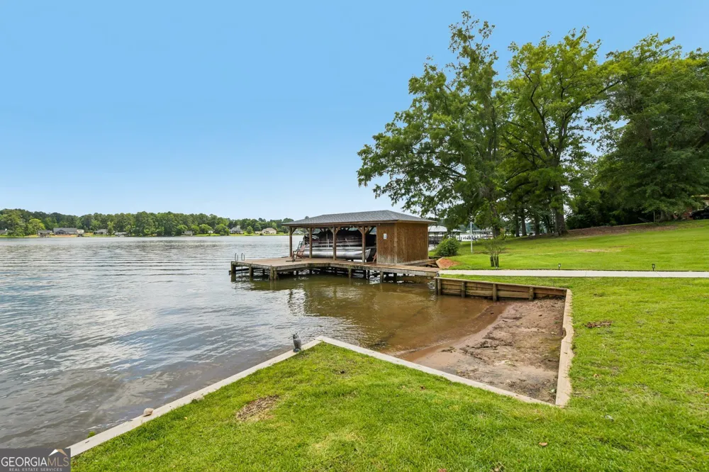 115 Lakeshore CT NE Milledgeville, GA 31061