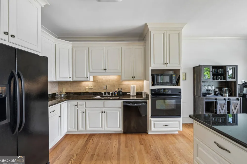 115 Lakeshore CT NE Milledgeville, GA 31061