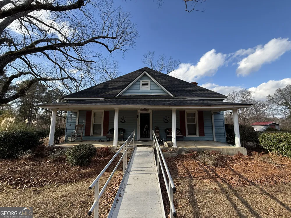1769 Payne RD Rentz, GA 31075