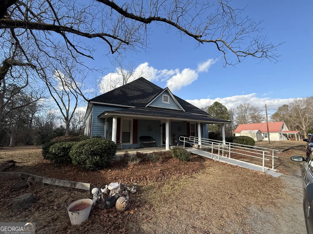 1769 Payne RD Rentz, GA 31075