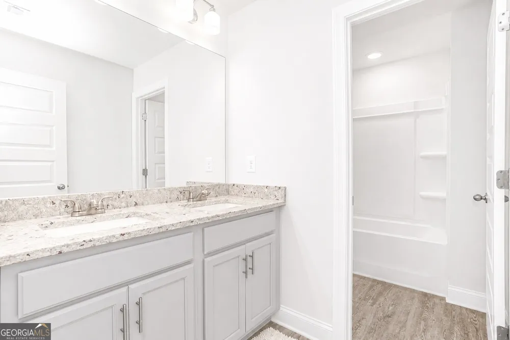 909 Nora Eloise DR Bonaire, GA 31005