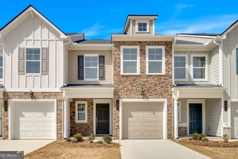 105 Village Green DR