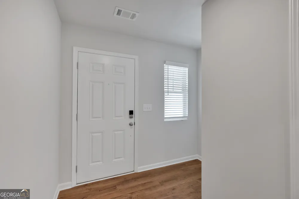 105 Village Green DR Adairsville, GA 30103