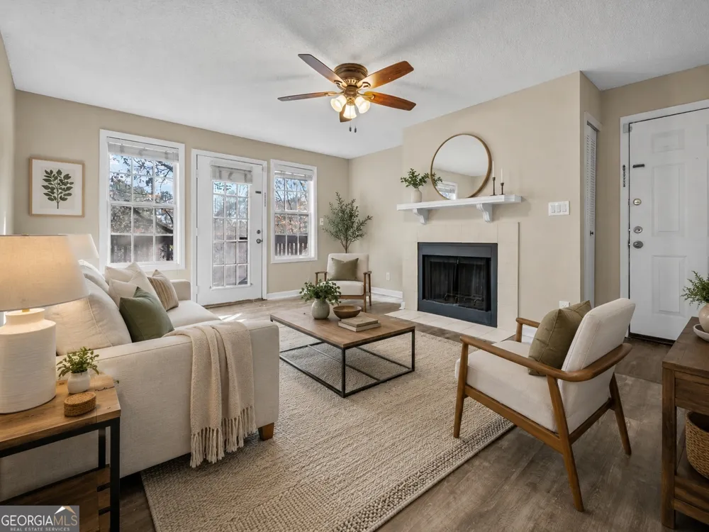 513 Cypress Pointe ST Alpharetta, GA 30022