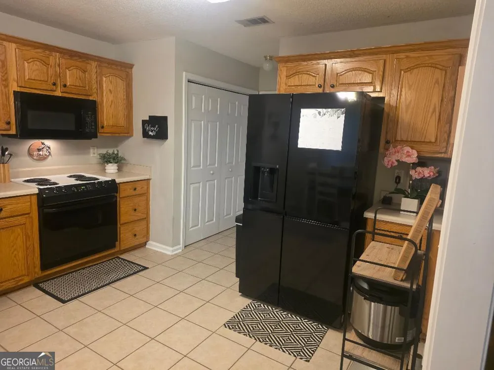 103 Saint Brendands DR Bonaire, GA 31005