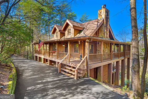 451 Pinecrest RD