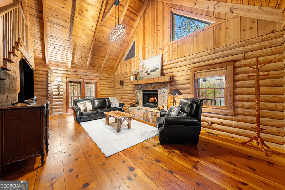 451 Pinecrest RD Sautee Nacoochee, GA 30571