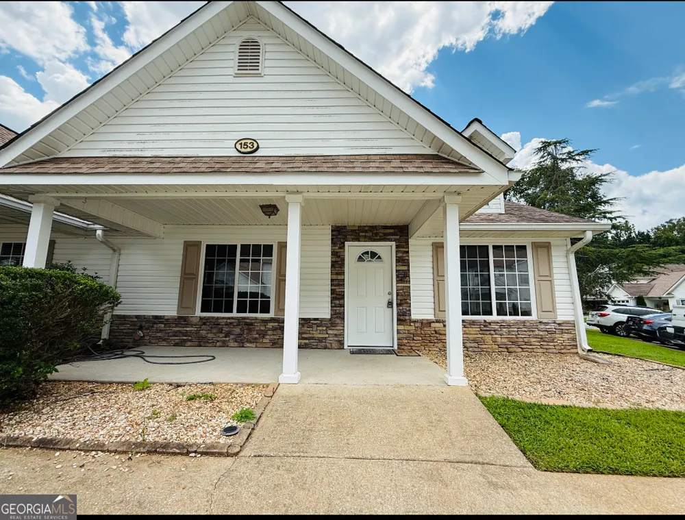 153 Crest Pointe Bremen, GA 30110