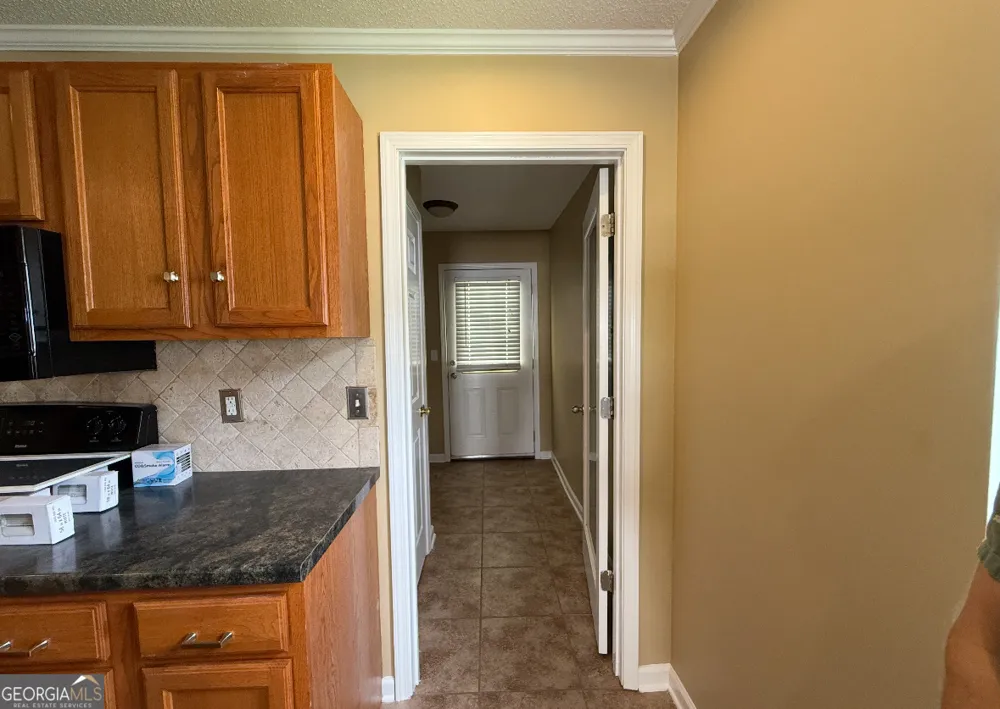 153 Crest Pointe Bremen, GA 30110