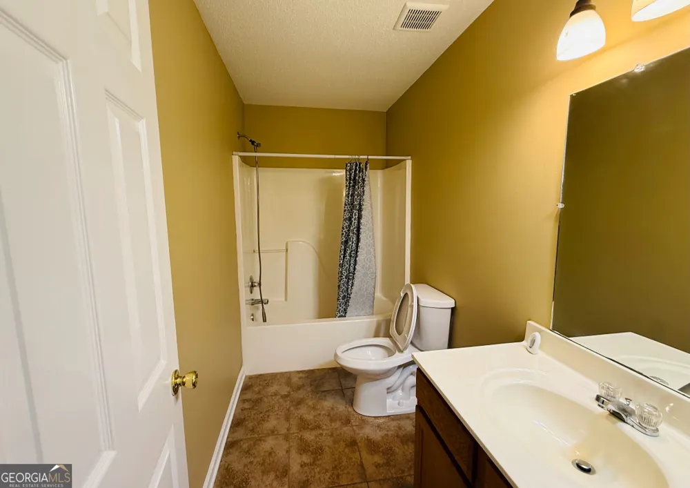 153 Crest Pointe Bremen, GA 30110