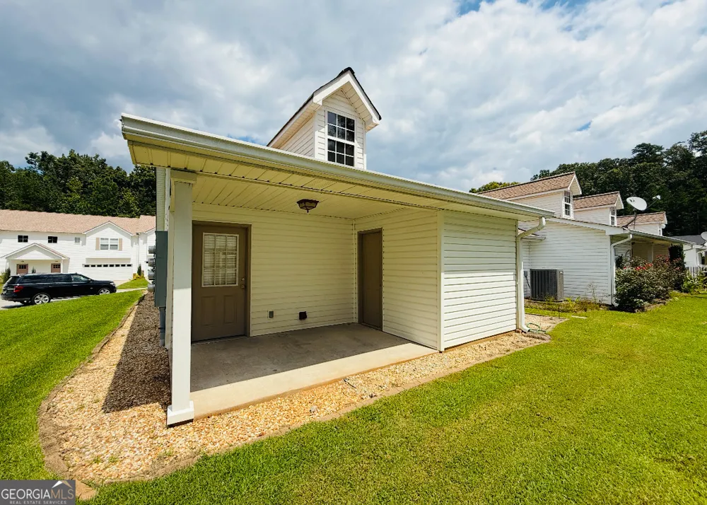 153 Crest Pointe Bremen, GA 30110