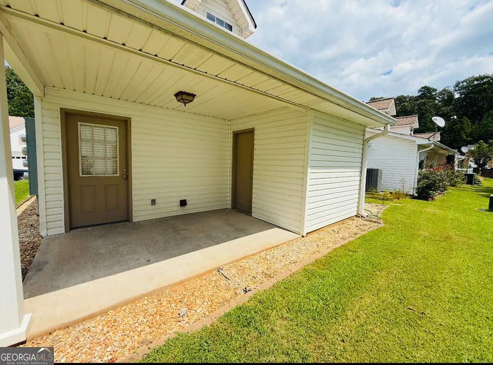 153 Crest Pointe Bremen, GA 30110