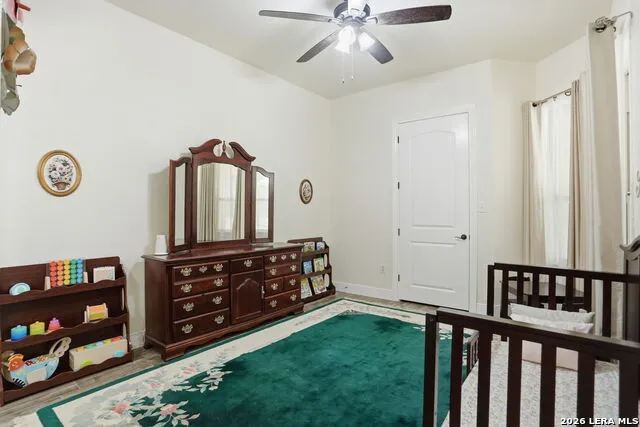 306 County Road 6876 Natalia, TX 78059