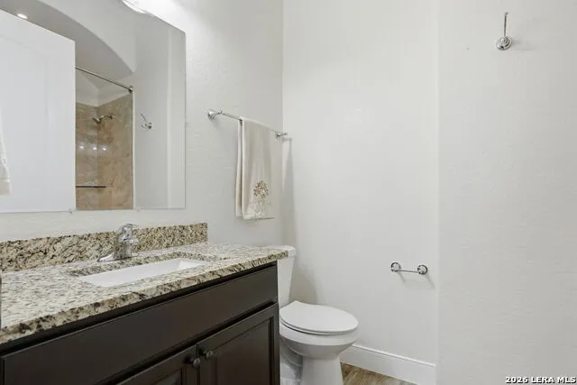 306 County Road 6876 Natalia, TX 78059