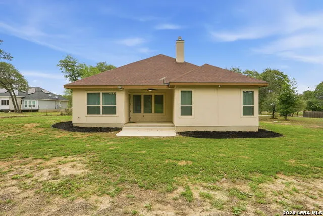 306 County Road 6876 Natalia, TX 78059