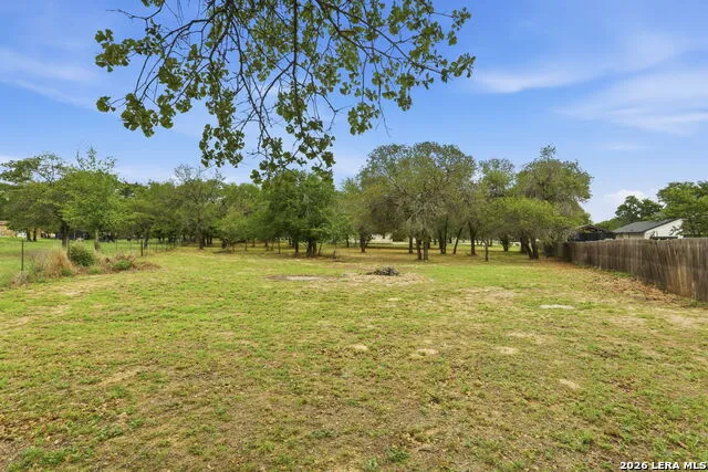306 County Road 6876 Natalia, TX 78059