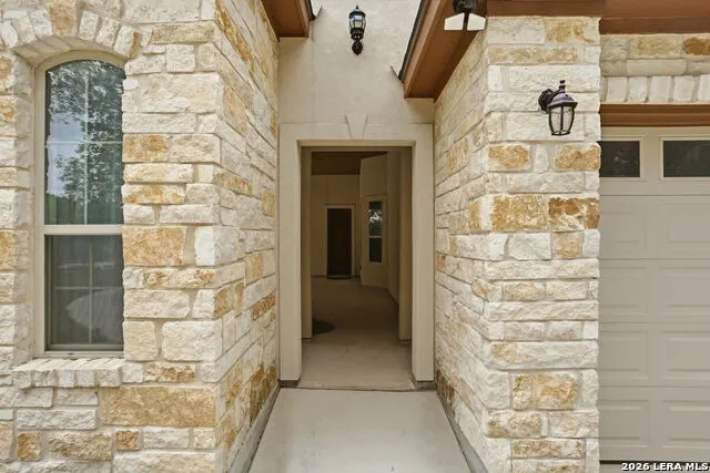 306 County Road 6876 Natalia, TX 78059