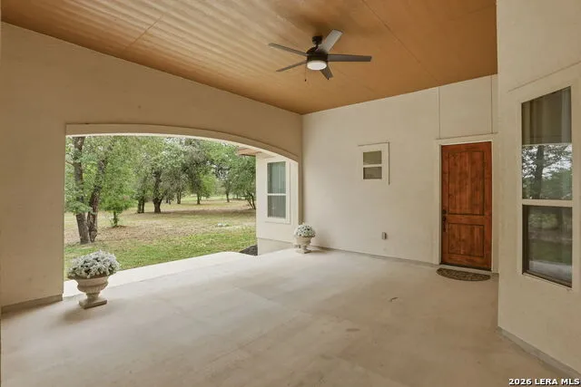 306 County Road 6876 Natalia, TX 78059