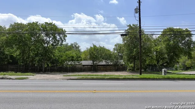 506 Clover Austin, TX 78745